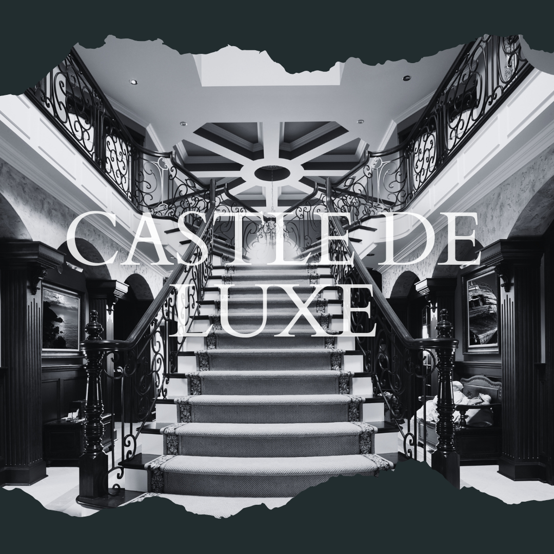 Castle De Luxe 1019 | Luxury Scented Candle | Coconut Soy Wax Blend | Wood Wick