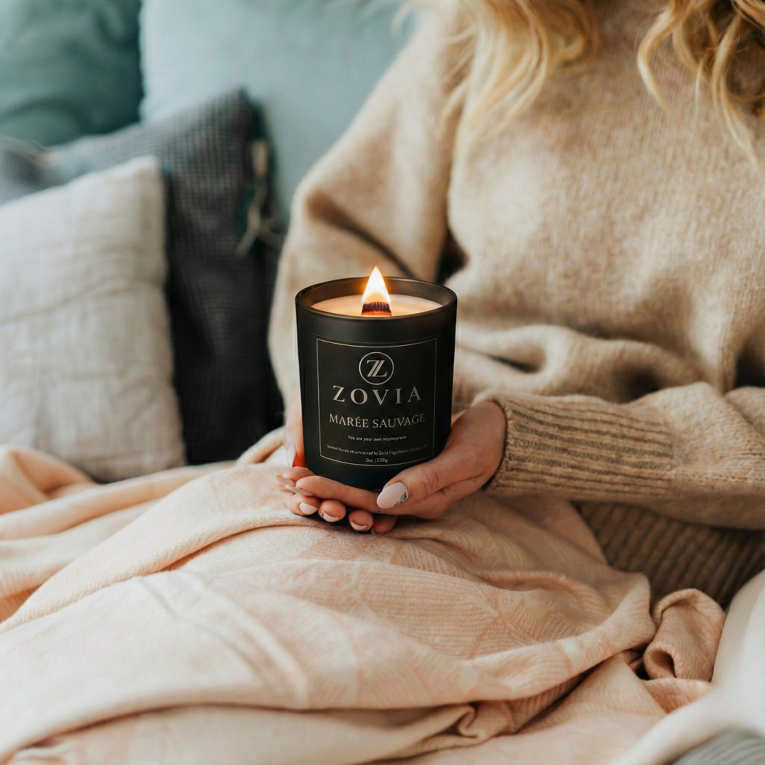 Marée Sauvage tropical citrus coconut and amber coastal handcrafted wood wick soy candle